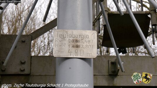 Ehemalige Zeche Teutoburgia Schacht 1 Protegohaube (Detail)[1]