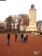 Videodreh Szene 3, Blick vom Sportplatz auf den Kaiser Wilhelm Turm.[1]