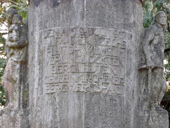 Inschrift auf der Gedenksäule der 1917 verunglückten Bergleute der Zeche Pluto [1]