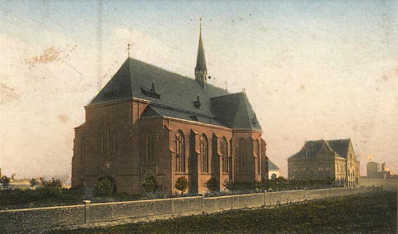Datei:AK-Franziskus-Holsterhausen-Alte-Kirche-aussen.jpg