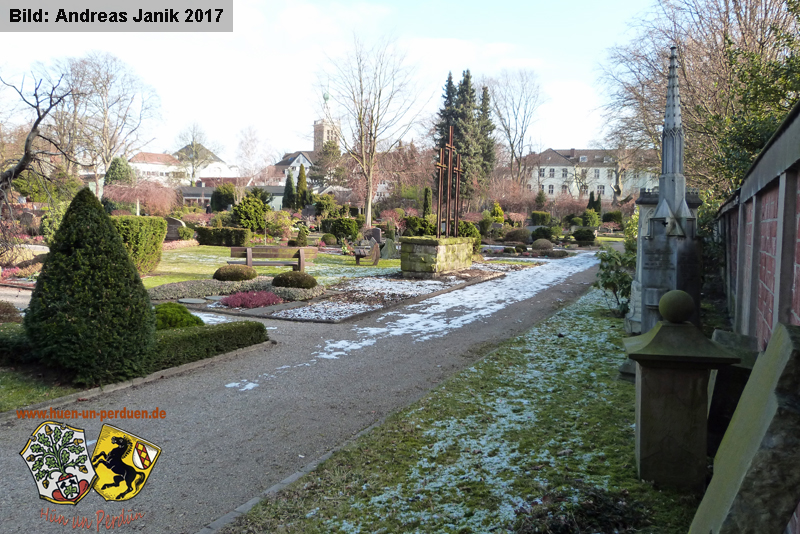 Datei:Friedhof Eickel Ev Alt Andreas Janik 2017 01 30-1.jpg