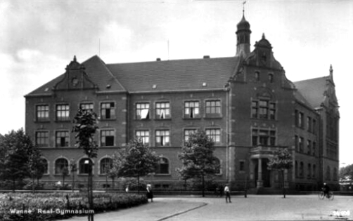 Datei:Gymnasium-Eickel-1927.jpg