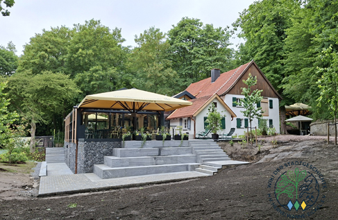 Datei:Janik 2026-06-07 Waldgeschwister Gysenberg Forsthaus 2.jpg