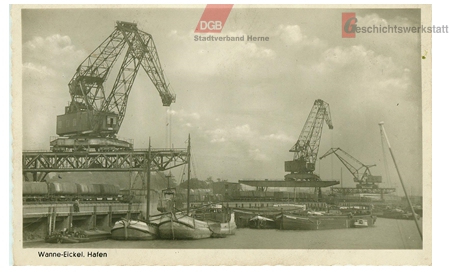 Datei:Wanne-Eickel Westhafen mit Brückenkränen um 1950.jpeg