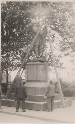 Abbruch, 1942