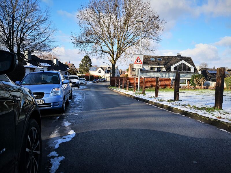 Datei:Börsinghauser Straße 2019 V2.jpg