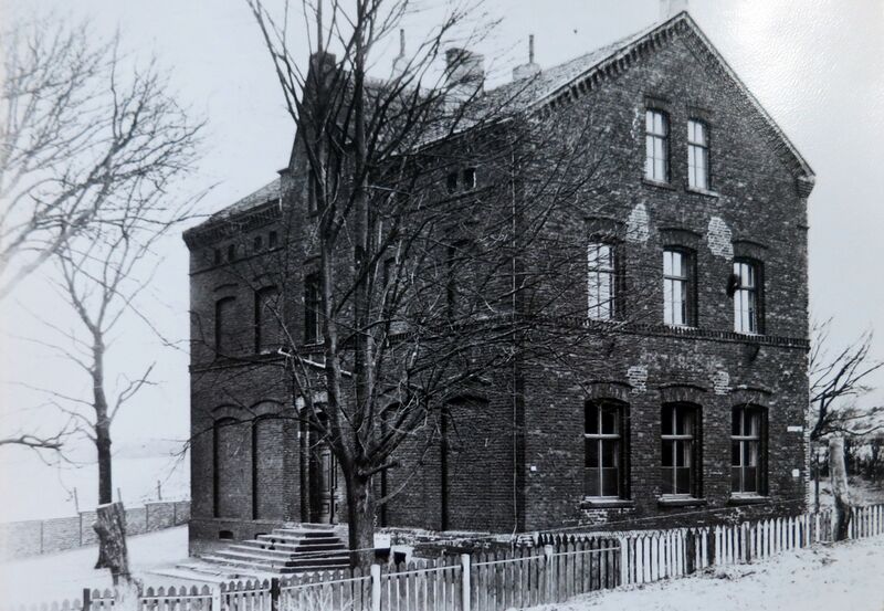 Datei:Cäzilienschule.jpg