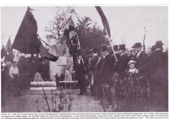 1. Mai 1921: Feierliche Einweihung der Gedenkstätte auf dem Wiescherfriedhof.[1]