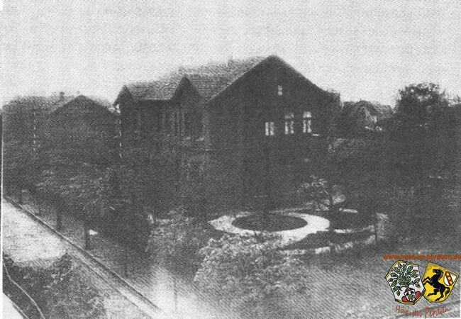 Um 1910