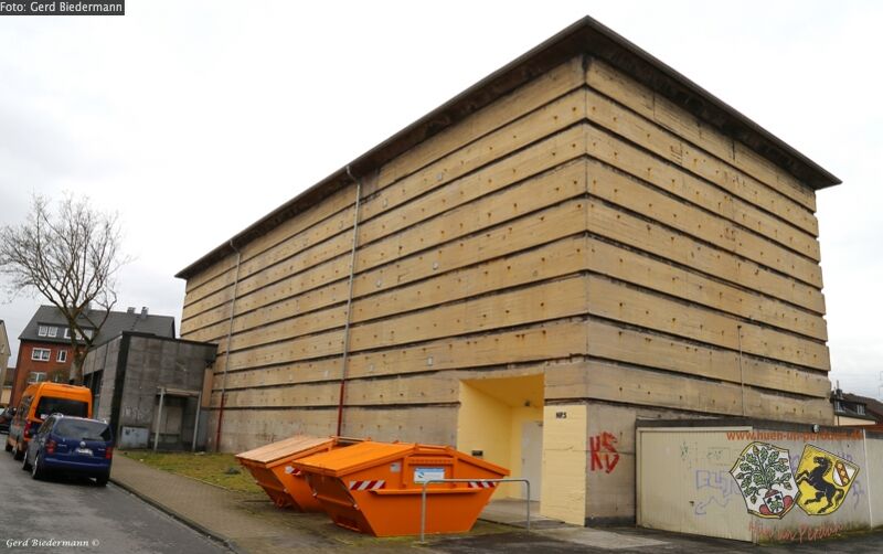 Datei:Thiesstrasse Bunker.jpg