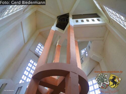 Treppenhaus des Turms im Herbst 2015 [2]