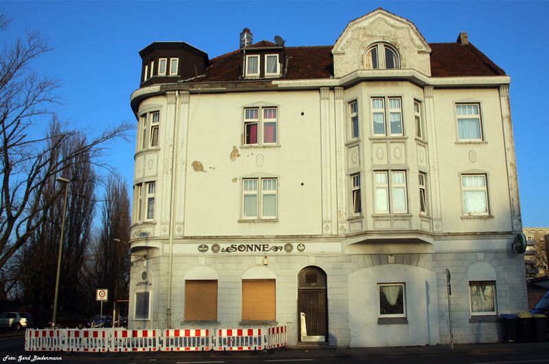 Datei:Zur Sonne2015.jpg