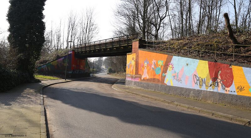 Datei:Am Berg Gerd Biedermann 2016.jpg