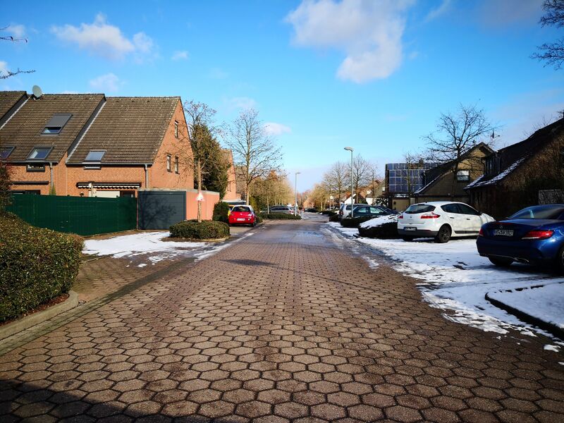 Datei:Am Holz Platz 2019.jpg