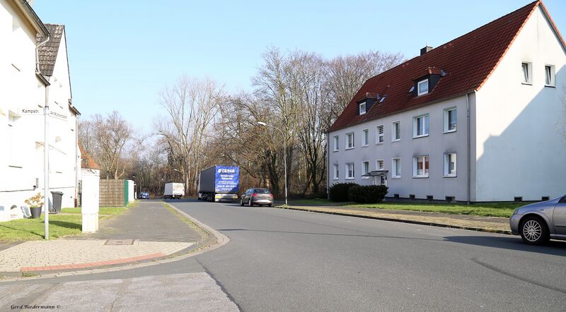 Datei:Am Mühlenbach 3 Gerd Biedermann 2016.jpg