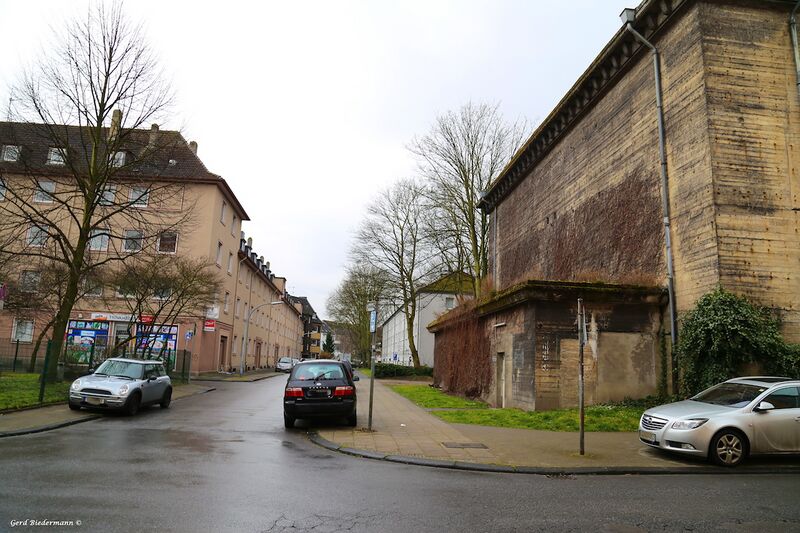 Datei:Amalienstrasse Bunker Gerd Biedermann 2016.jpeg