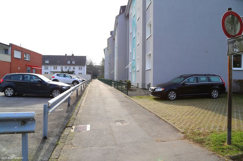 Datei:Bünderstrasse Gerd Biedermann 2016.jpeg
