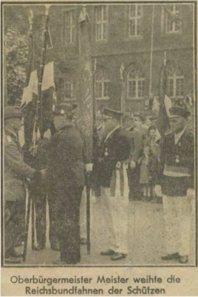 Datei:BSV Holthausen Weihe der Reichsbundfahne Sammlung Werner Ruthe.png