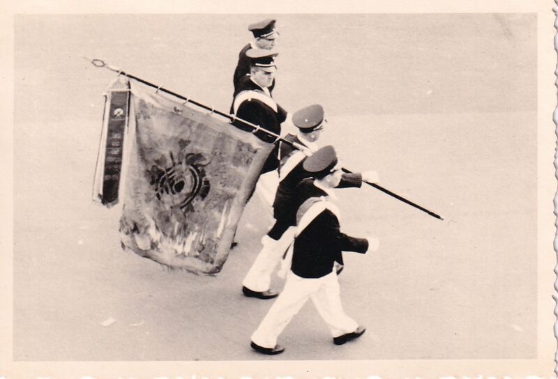 Datei:BSV Holthausen zwischen 1954 und 1958 Sammlung Helga Kawashima.jpg