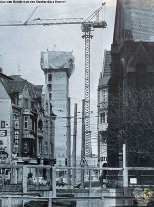 Bau der Wohntürme am ehemaligen Steinweg, 1975.jpg