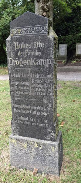 Datei:Bergelmann Friedhof 144 Drögenkamp Andreas Janik 2025.jpg