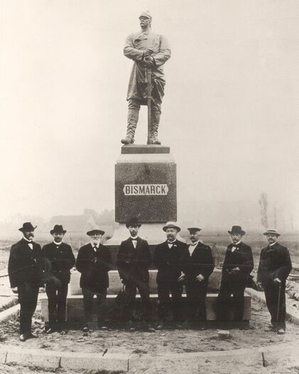 Bismarck-Denkmal Eickel, 1904.jpg