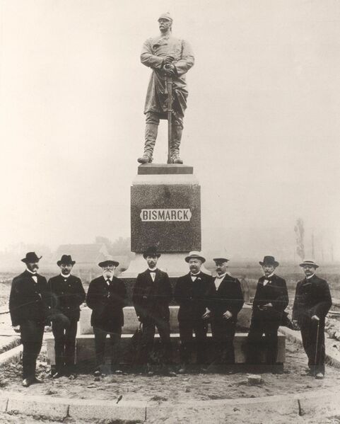 Datei:Bismarck-Denkmal Eickel, 1904.jpg
