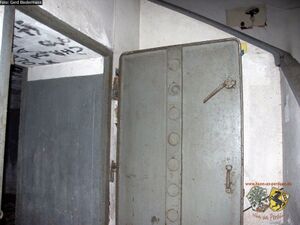 Bunker Amtmann Winter strasse.jpg