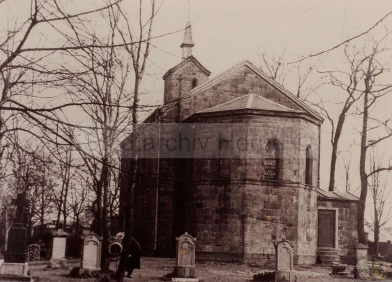 Datei:Cranger Kirche und Kirchhof, undatiert.jpg
