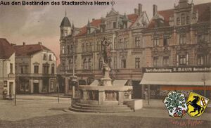 Eickeler Markt mit Hohenzollernbrunnen, 1920er Jahre.jpg