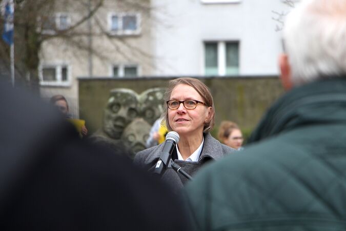 Schulleiterin Sylke Reimann-Perez [8]