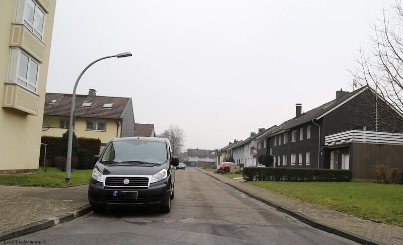 Datei:Ernststrasse Gerd Biedermann 2016.jpeg