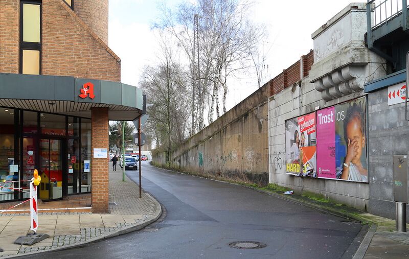 Datei:Fabrikstrasse Gerd Biedermann 2016.jpeg
