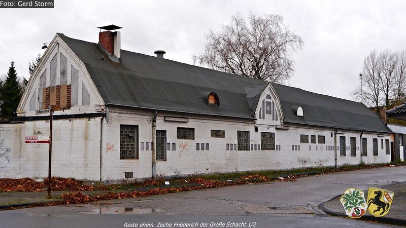 Zeche Friedrich der Große ehemaliger Eingang am 29.11.2015 [3]