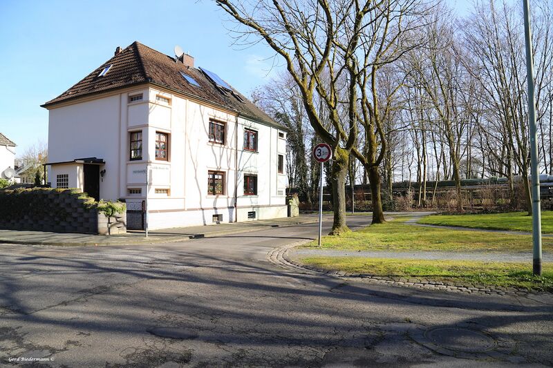 Datei:Friedrich Becker Strasse 6 Gerd Biedermann 2016.jpeg