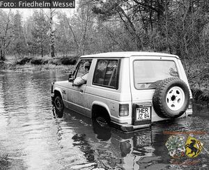 Geländefahrt auf einem Truppenübungsplatz Friedhelm Wessel.jpg