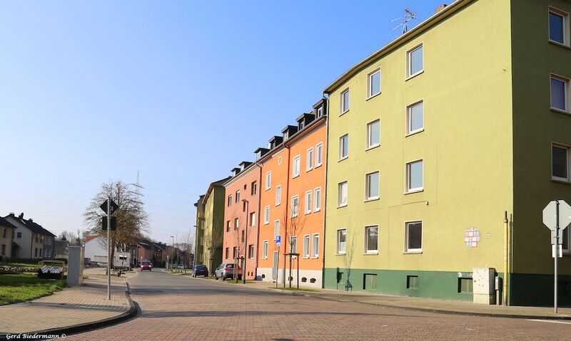 Datei:Hüller Strasse Gerd Biedermann 2016.jpg