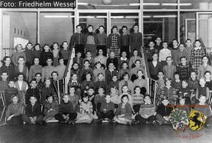 Hammelbach Gruppenbild mit Friedhelm Wessel 1960er.jpg