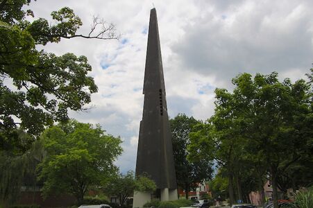 Heilig Geist Kirche Turm am 23.07.2017. [3]