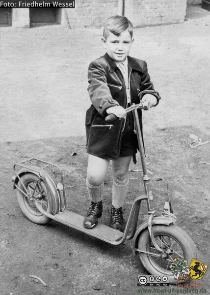 Datei:Helmut Mayer 1950.jpeg