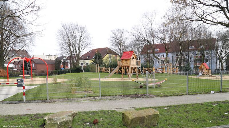 Datei:Hoheneickstrasse Gerd Biedermann 2016.jpg