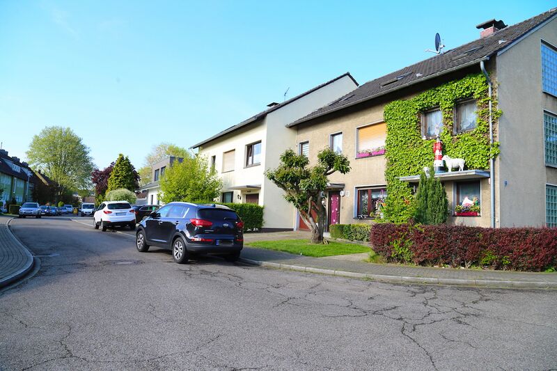 Datei:Hohensteiner Strasse Gerd Biedermann 20170515.jpg