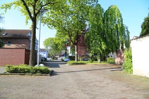 Holunderweg Gerd Biedermann 20170515.jpg