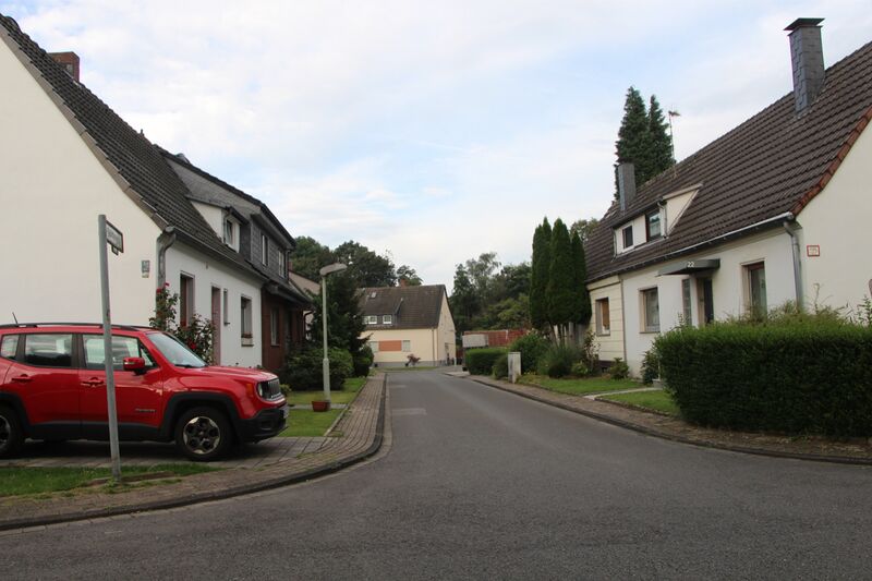 Datei:Jasminweg 2071 TS 20210815.jpg