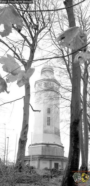 Datei:Kaiser Wilhelm Turm im Winter 2006 Friedhelm Wessel.jpg