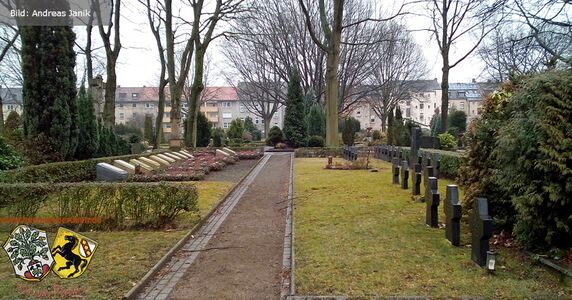 Grabanlage für Priester (Links) und Ordensschwestern (Rechts). Bild: Andreas Janik Januar 2017