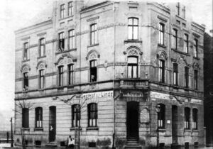 Kreter am Markt Zur Linde.jpg