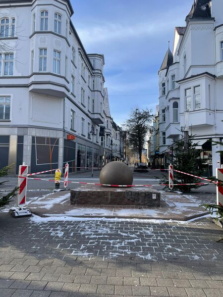 Datei:Kugelbrunnen Januar 2026 Merle Janik.jpeg