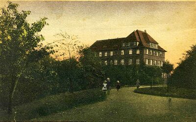 Ledigenheim-Vereinshaus St. Josef Postkarte 1920.jpg