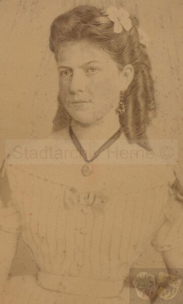 Datei:Marie Schaefer, 1877.jpg